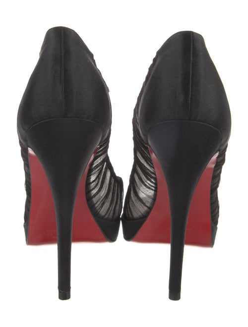 Christian Louboutin Mesh Mesh Accents Pumps