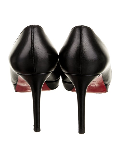 Christian Louboutin New Simple Leather Pumps
