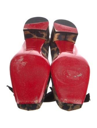 Christian Louboutin Satin Printed Pumps