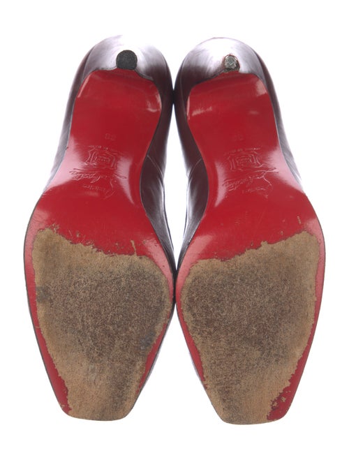 Christian Louboutin Leather Pumps