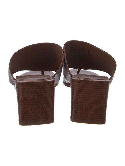 Christian Louboutin CL Tongamule Leather Slides