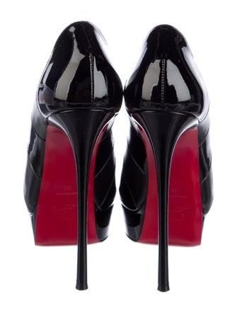 Christian Louboutin Patent Leather Scalloped Accent Pumps