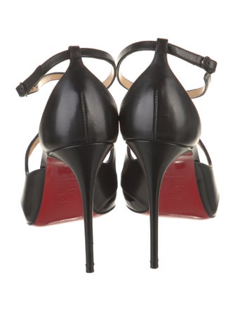 Christian Louboutin Patent Leather Leather Trim Embellishment Pumps