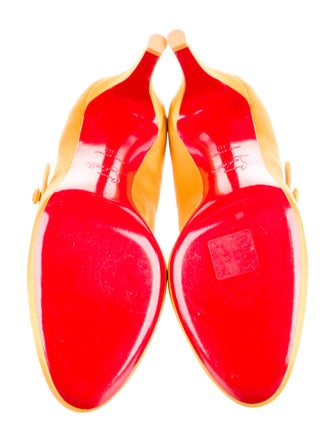 Christian Louboutin Pumps