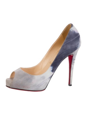 Christian Louboutin Very Prive 100 Suede Pumps