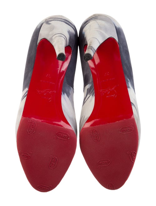 Christian Louboutin Very Prive 100 Suede Pumps