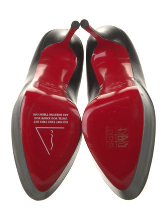 Christian Louboutin Leather Pumps