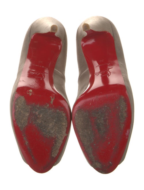 Christian Louboutin Leather Pumps