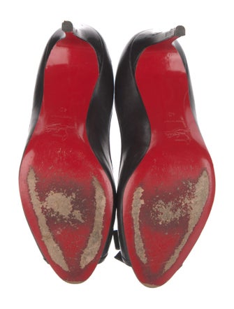 Christian Louboutin Leather Bow Accents Pumps