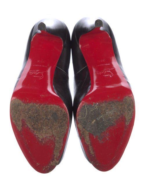 Christian Louboutin Leather Pumps