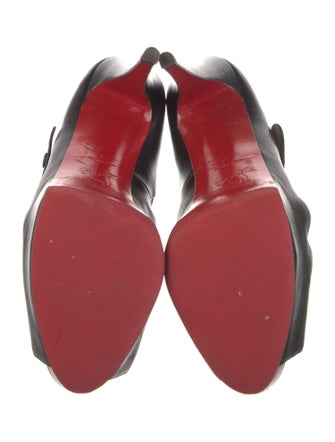 Christian Louboutin Leather Pumps