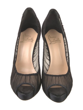 Christian Louboutin Mesh Mesh Accents Pumps