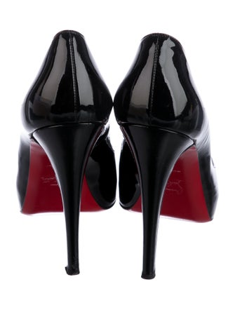 Christian Louboutin Very Prive 120 Patent Leather Pumps