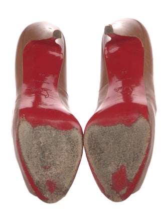 Christian Louboutin Leather Pumps