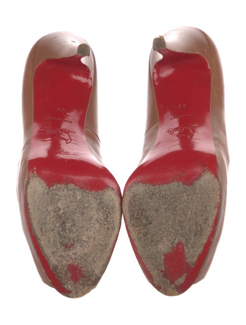 Christian Louboutin Leather Pumps