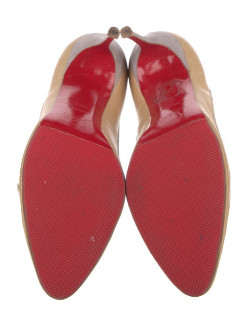 Christian Louboutin Leather Bow Accents Pumps