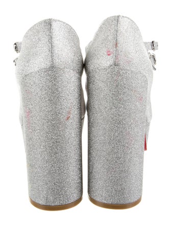 Christian Louboutin Glitter Glitter Accents Pumps