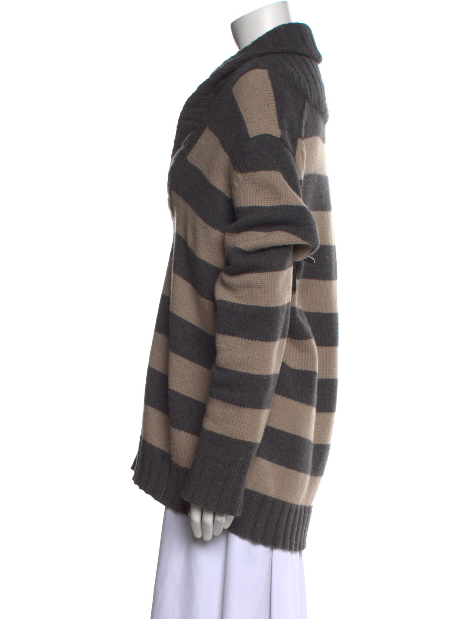 Cloak Vintage 2005 Pullover