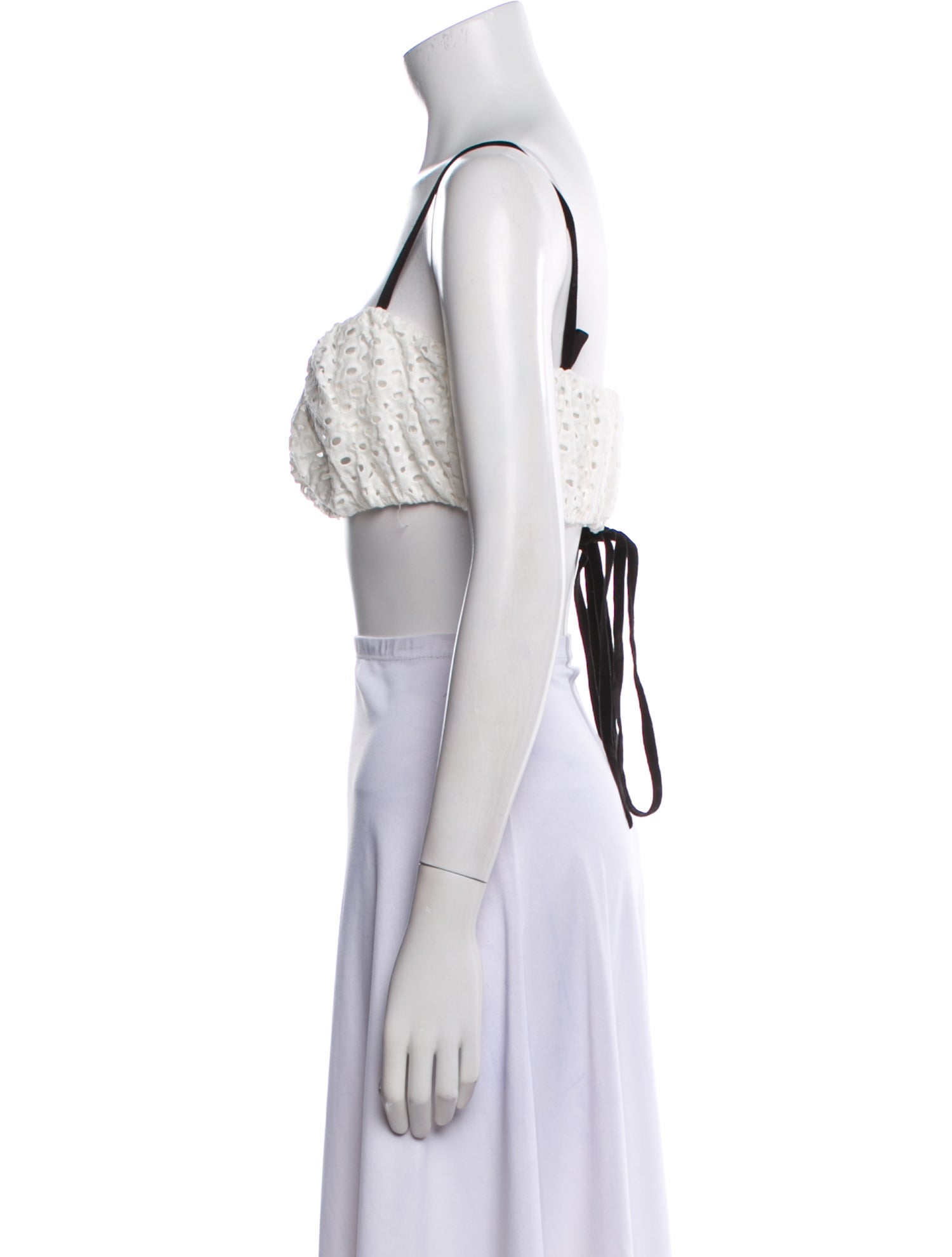 Cara Mila Square Neckline Sleeveless Crop Top