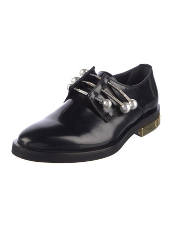 Coliac Faux Pearl Accents Leather Oxfords