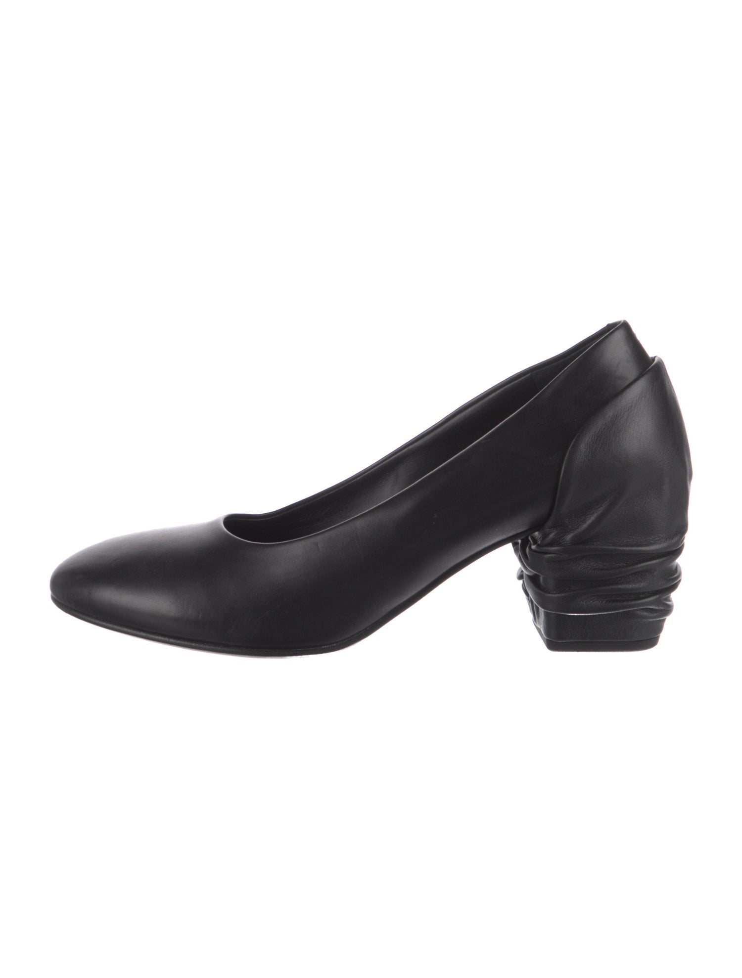 Comme des Garçons Leather Pumps