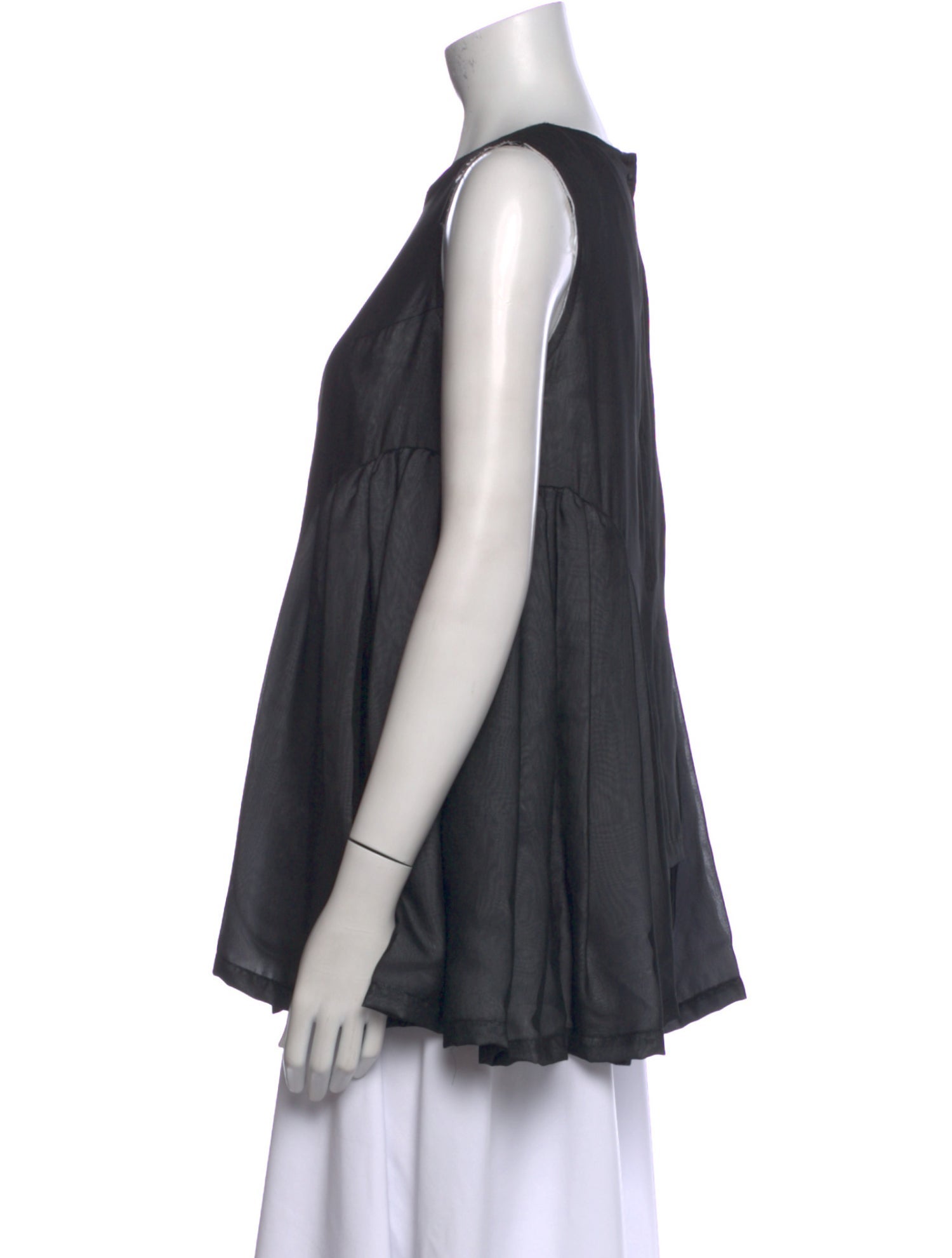 Comme des Garçons Scoop Neck Sleeveless Top