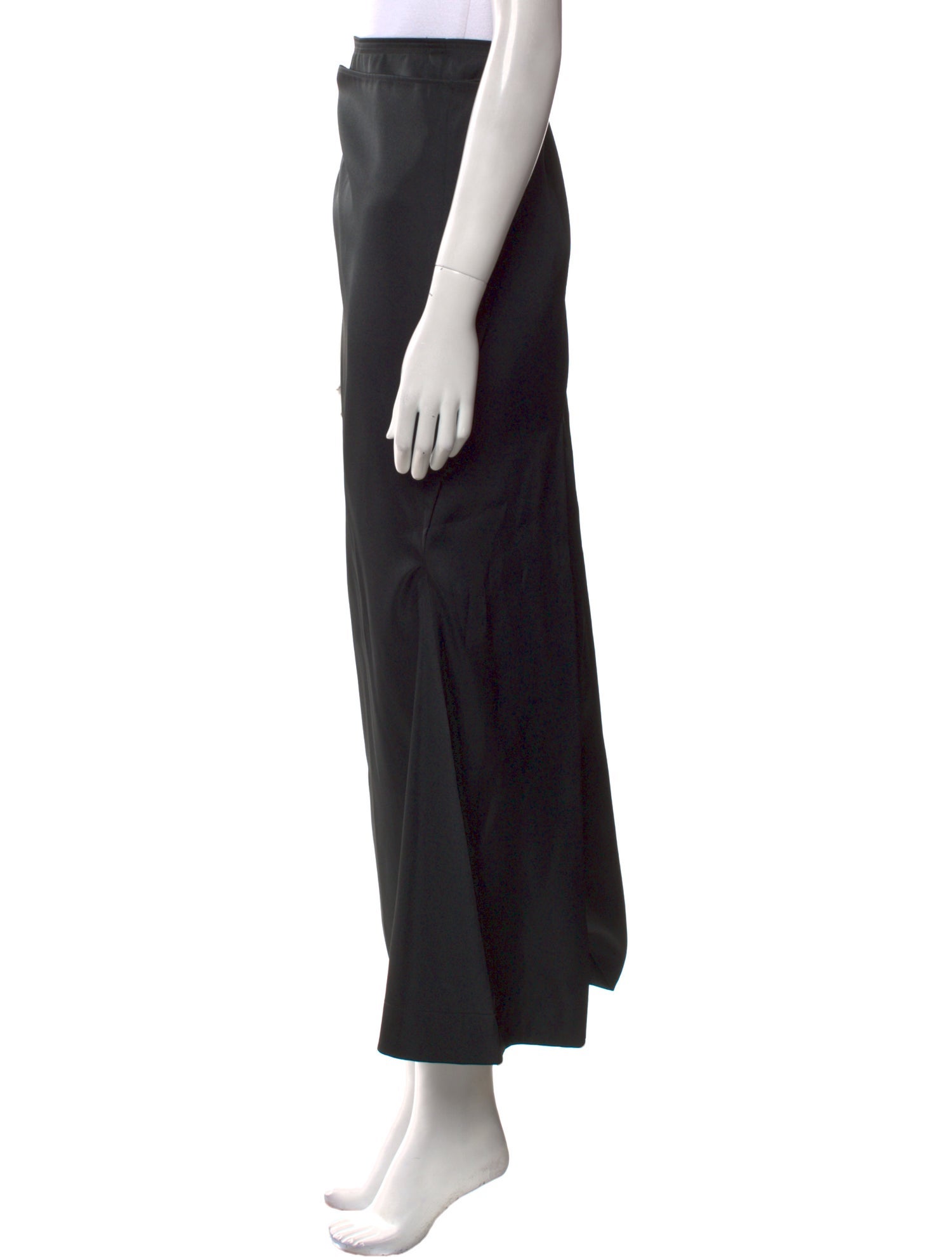 Commission Long Skirt