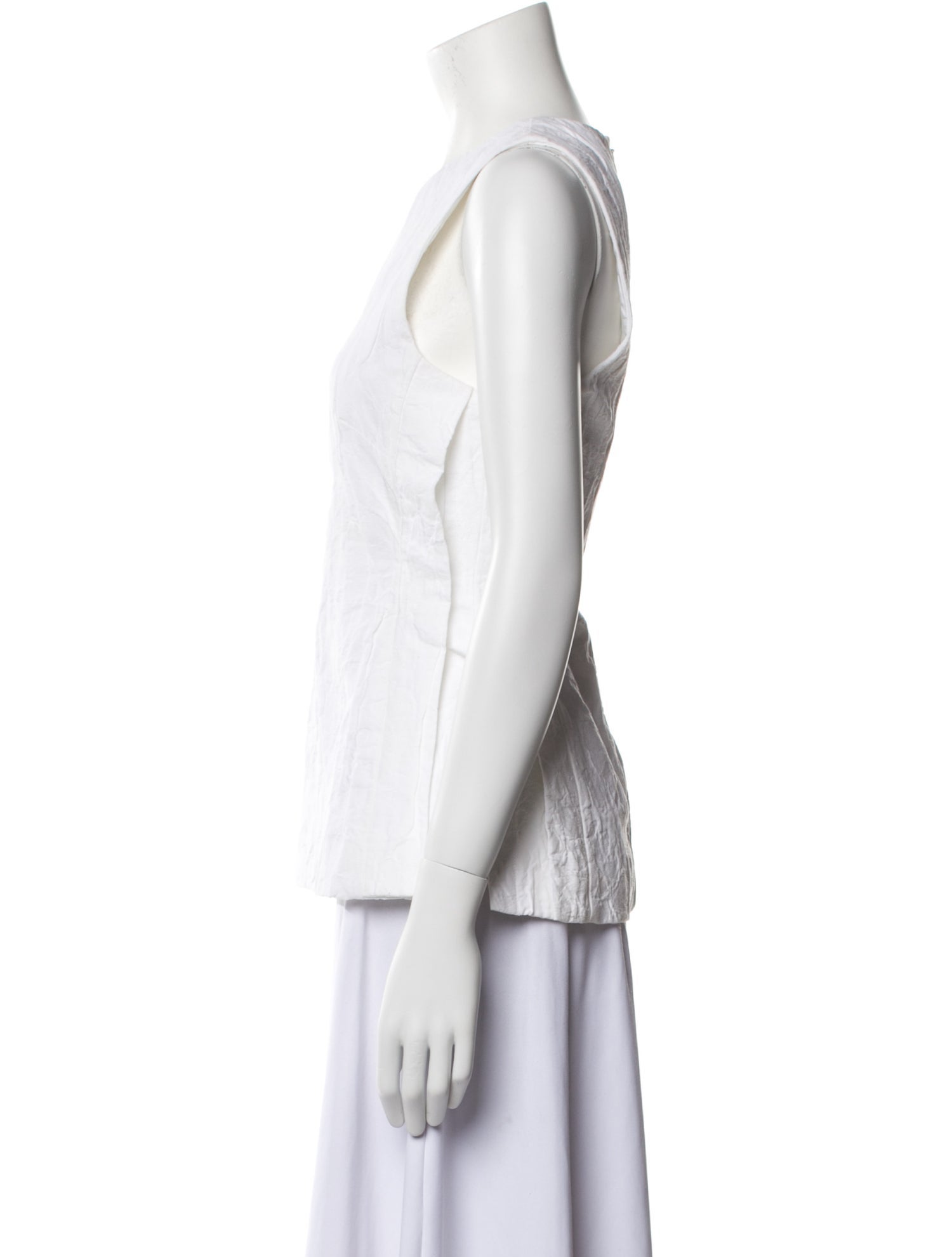 Co. Crew Neck Sleeveless Top