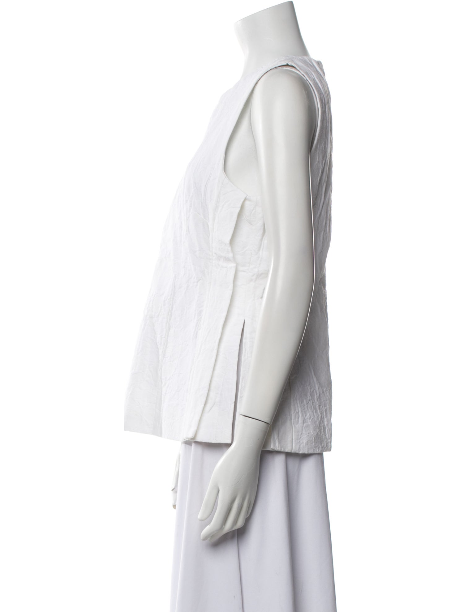 Co. Crew Neck Sleeveless Top