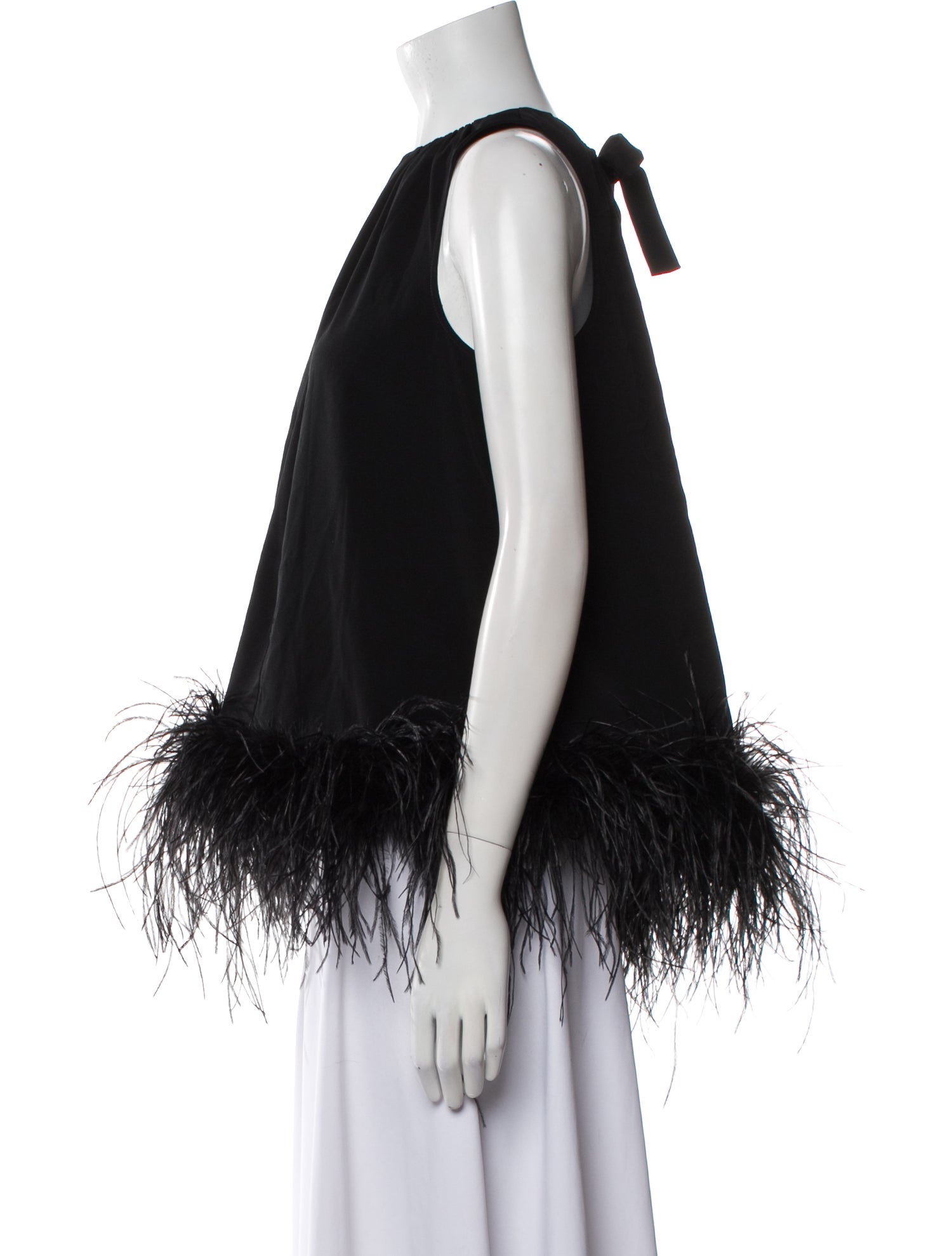 Co. Bateau Neckline Sleeveless Blouse