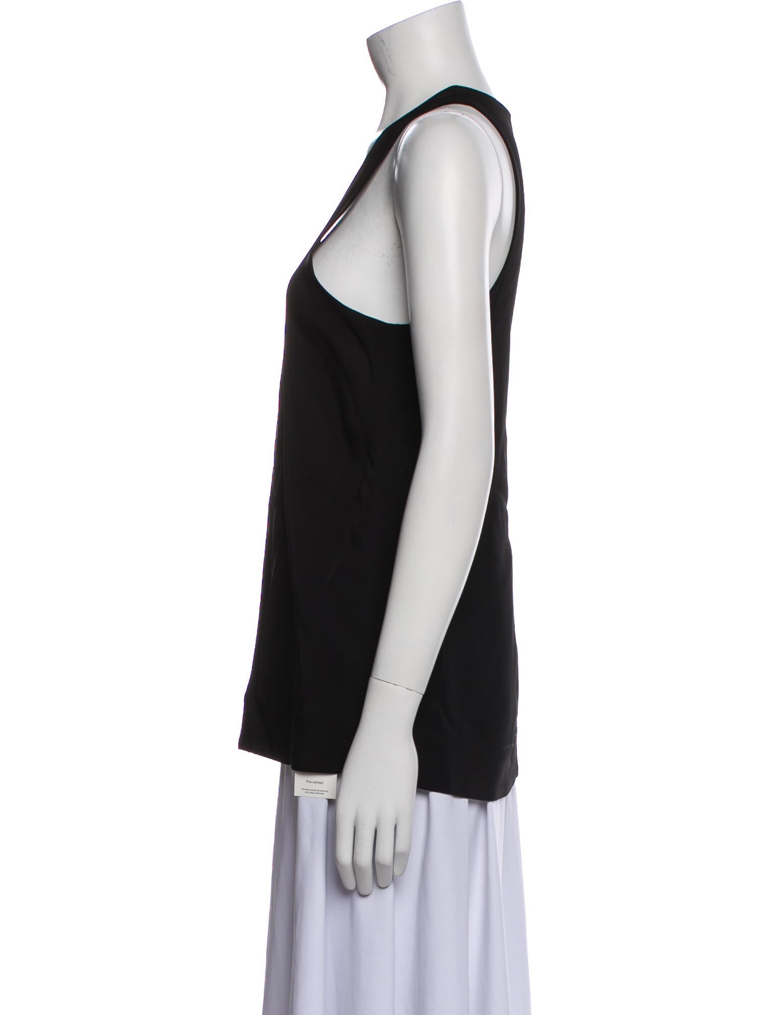 Co. Scoop Neck Sleeveless Top