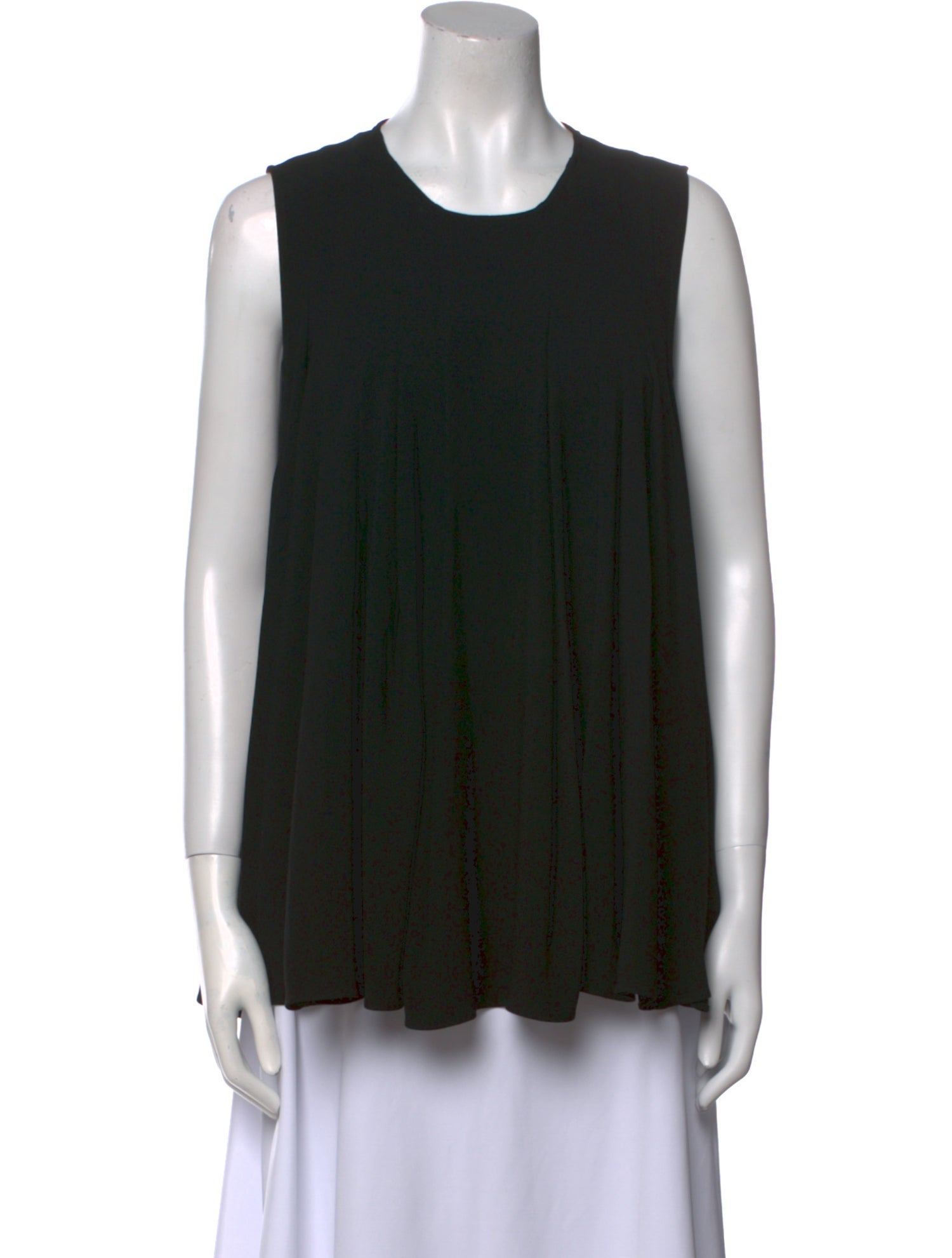Co. Crew Neck Sleeveless Top
