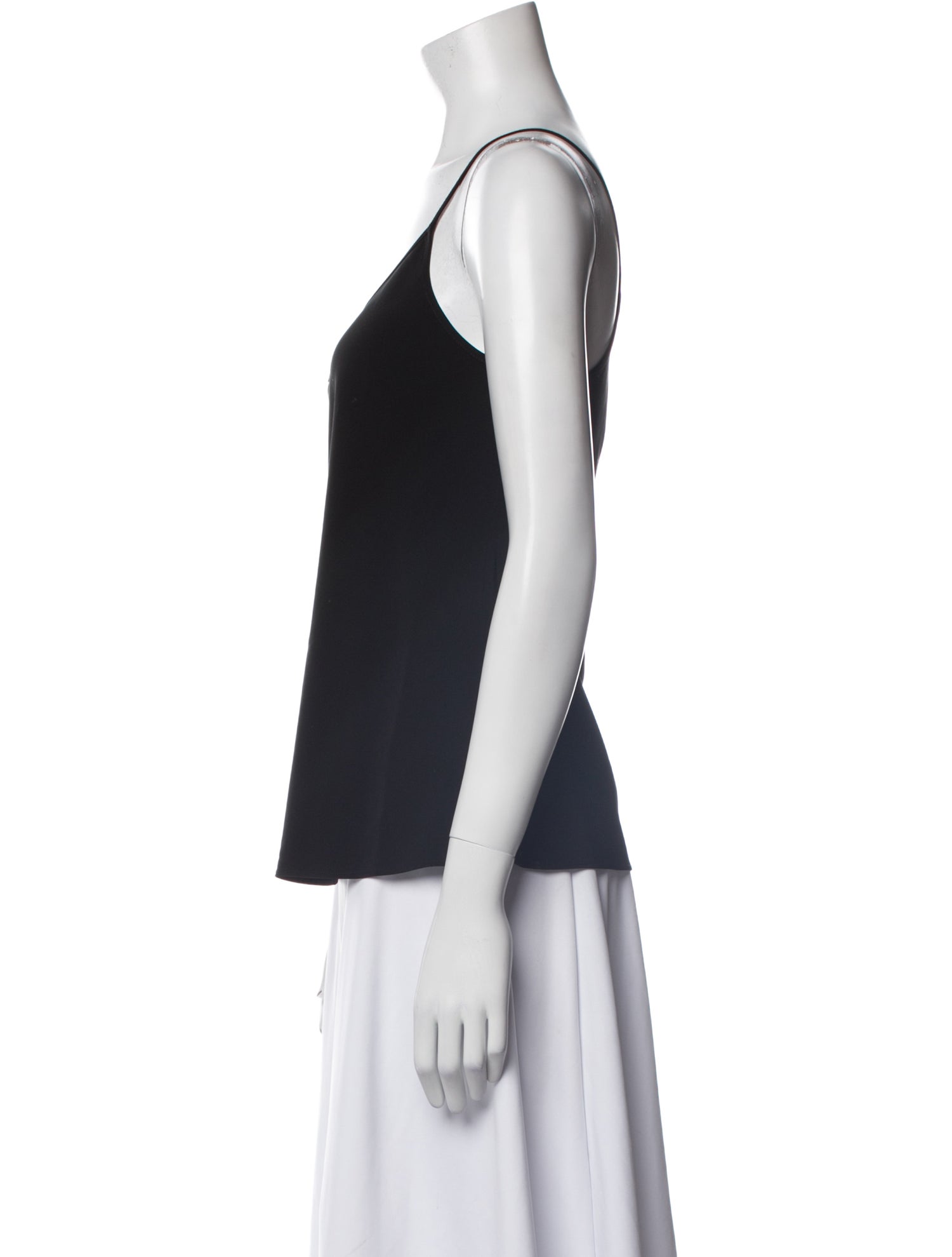 Co. Scoop Neck Sleeveless Top