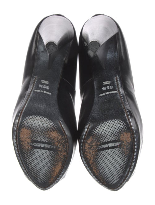 Costume National Leather Pumps