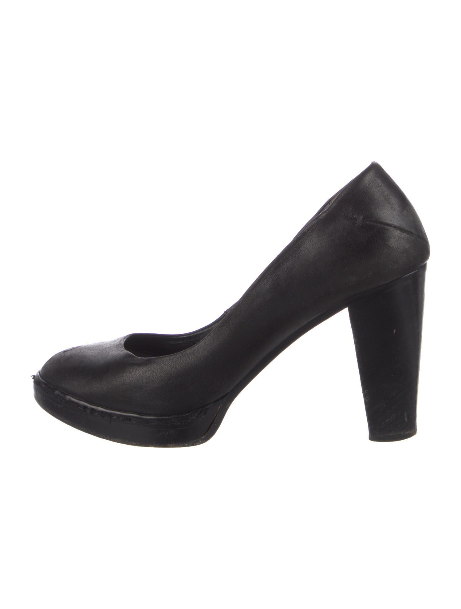 Costume National Leather Pumps