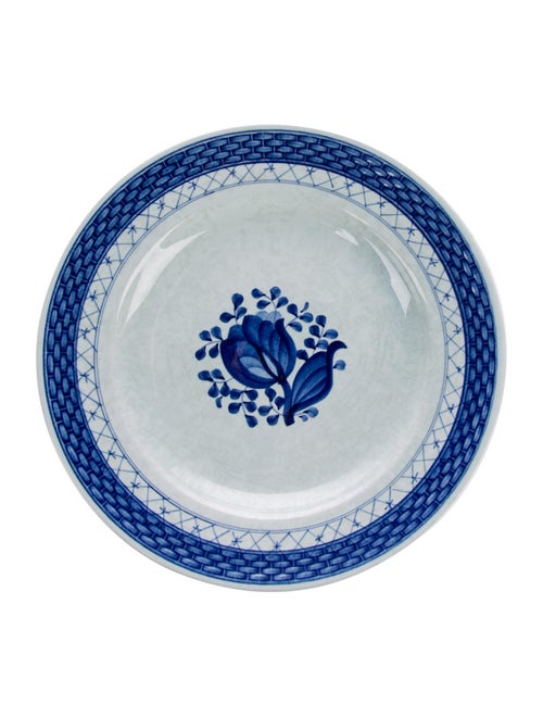 Royal Copenhagen 25-Piece Aluminia Tranquebar Tableware Set