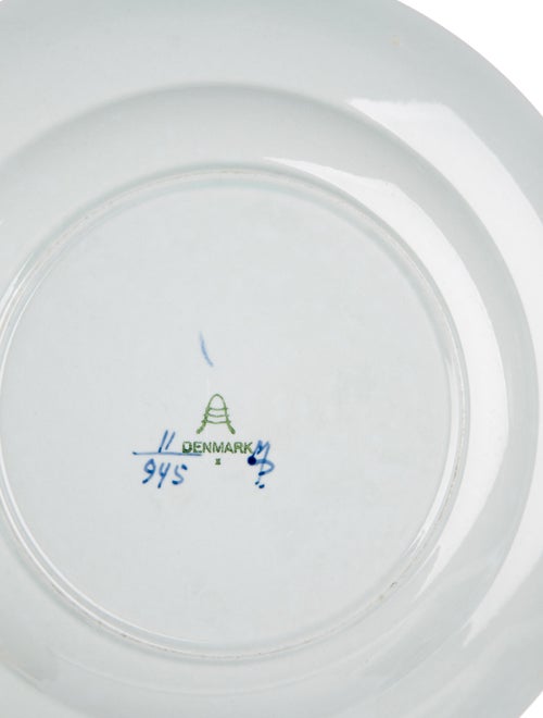 Royal Copenhagen 25-Piece Aluminia Tranquebar Tableware Set