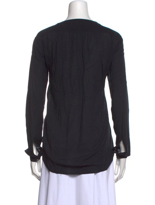 Pomandère V-Neck Long Sleeve Blouse