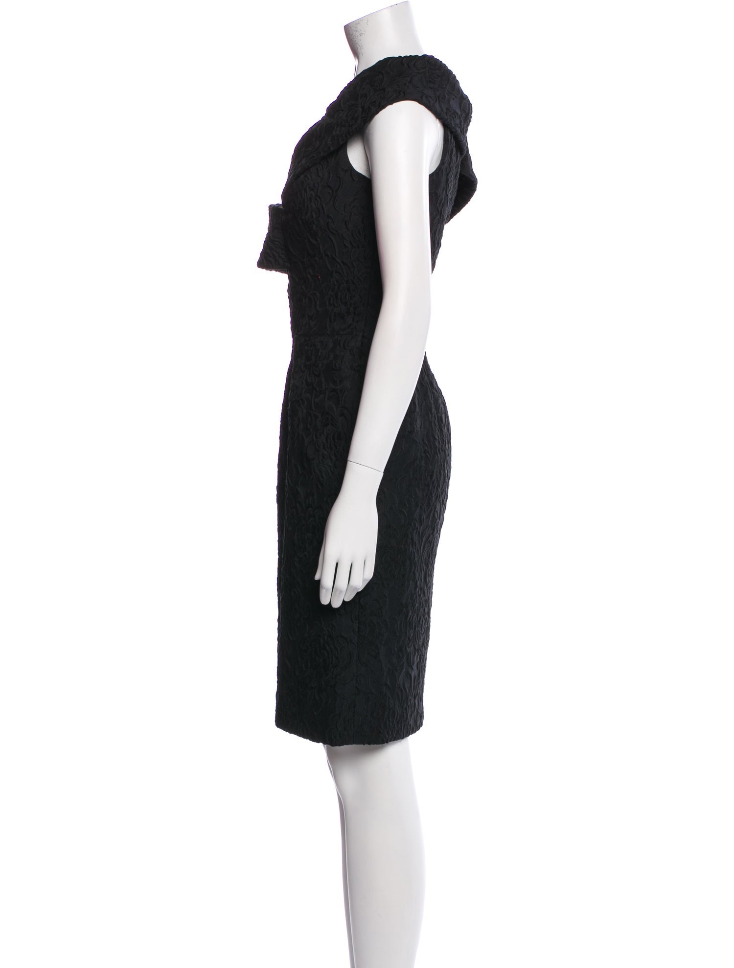 Catherine Regehr Off-The-Shoulder Knee-Length Dress