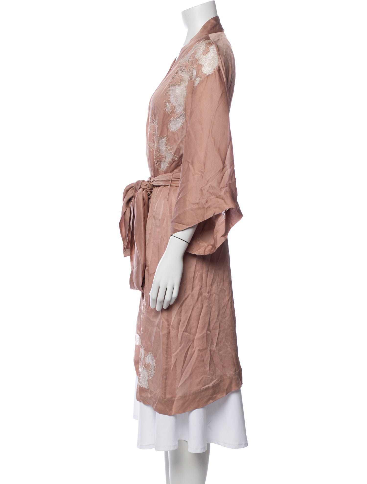 Carine Gilson Silk Lace Pattern Robe