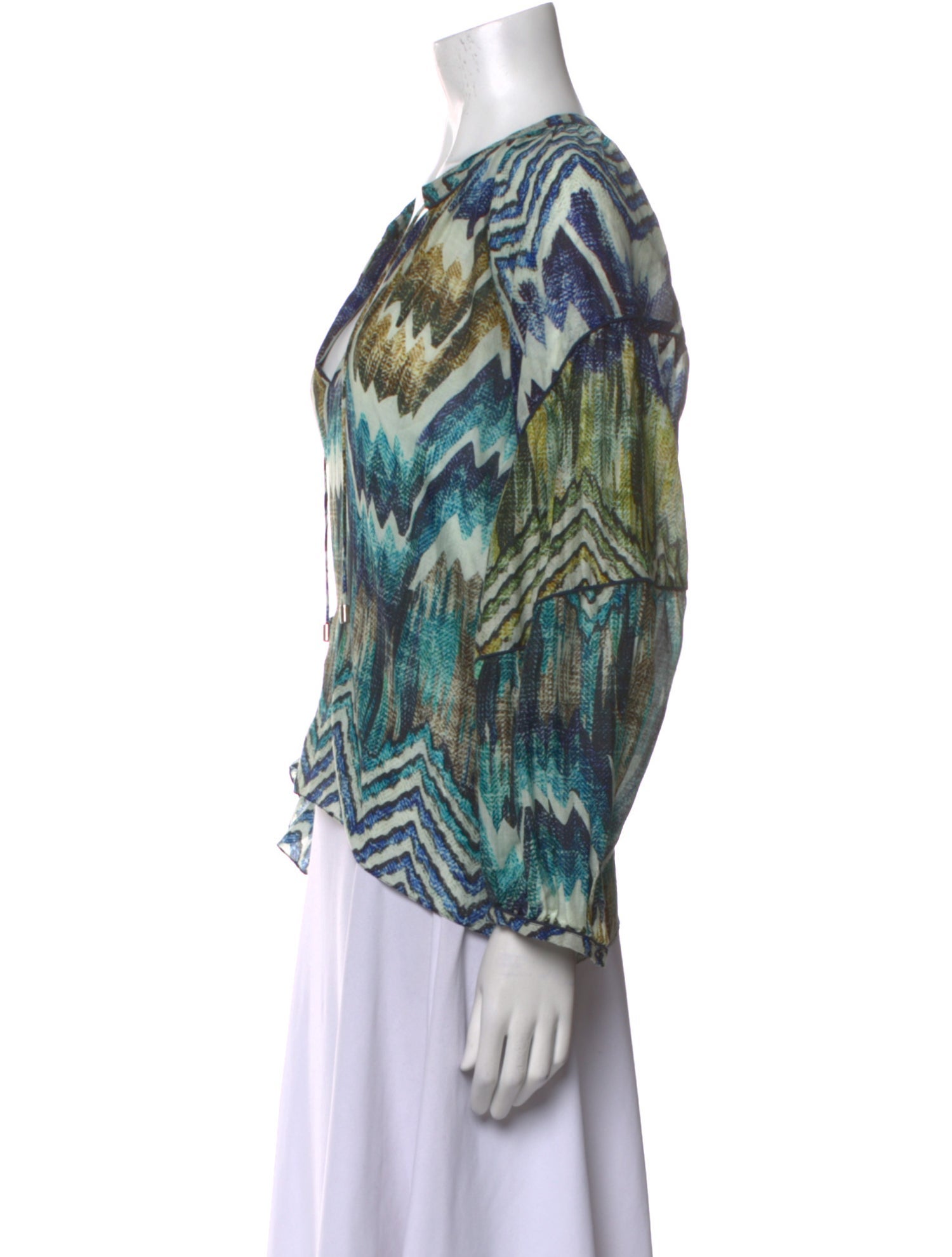 Chufy Printed V-Neck Blouse