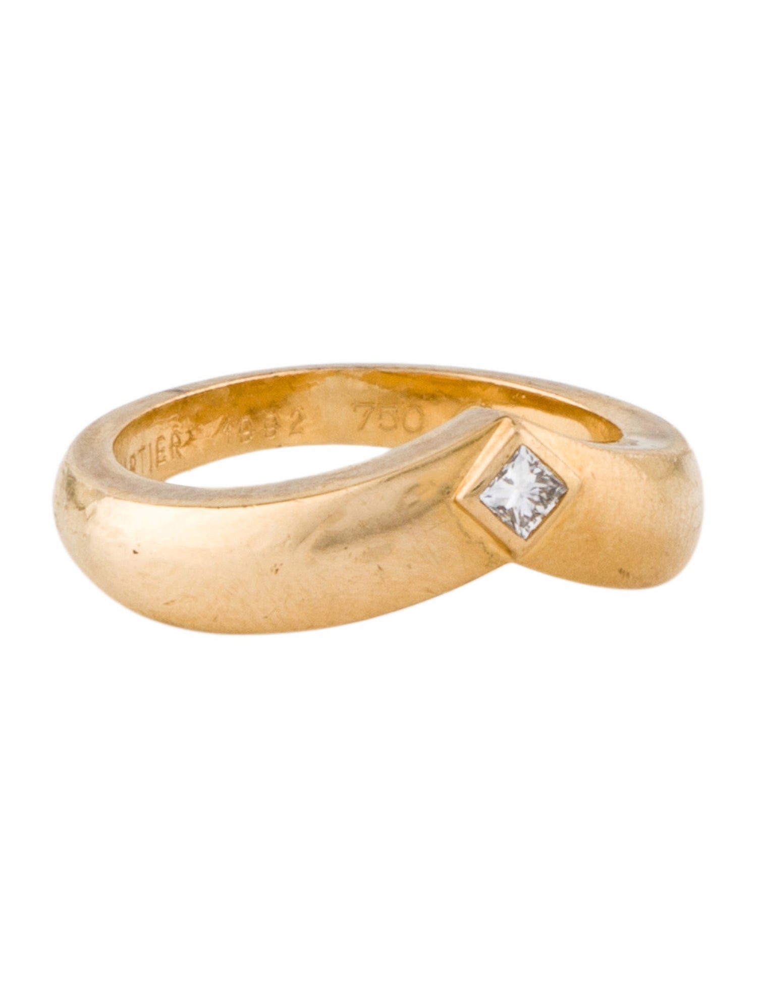 cartier triangle ring