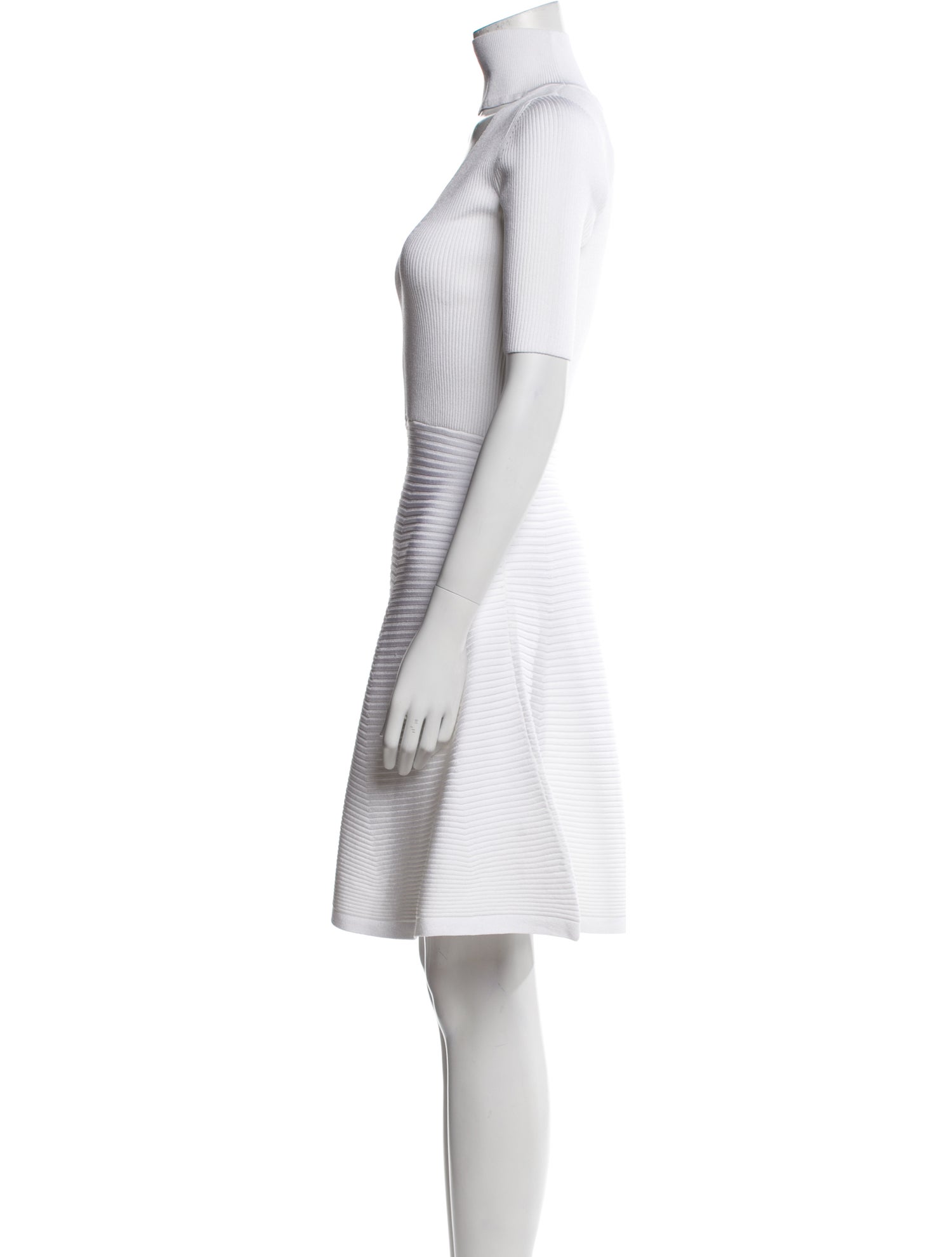 Cushnie Scoop Neck Knee-Length Dress