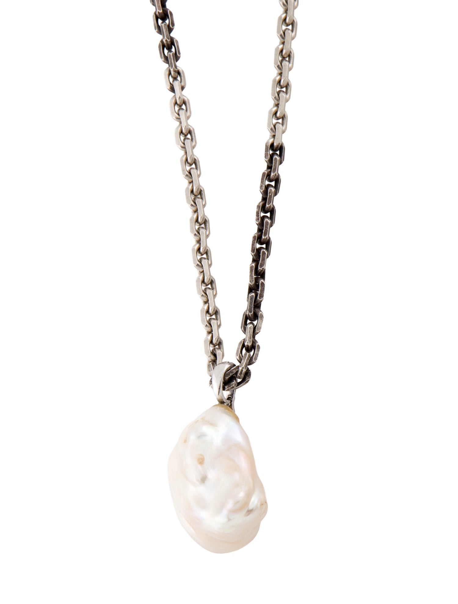 Christopher Walling Pearl Pendant Necklace