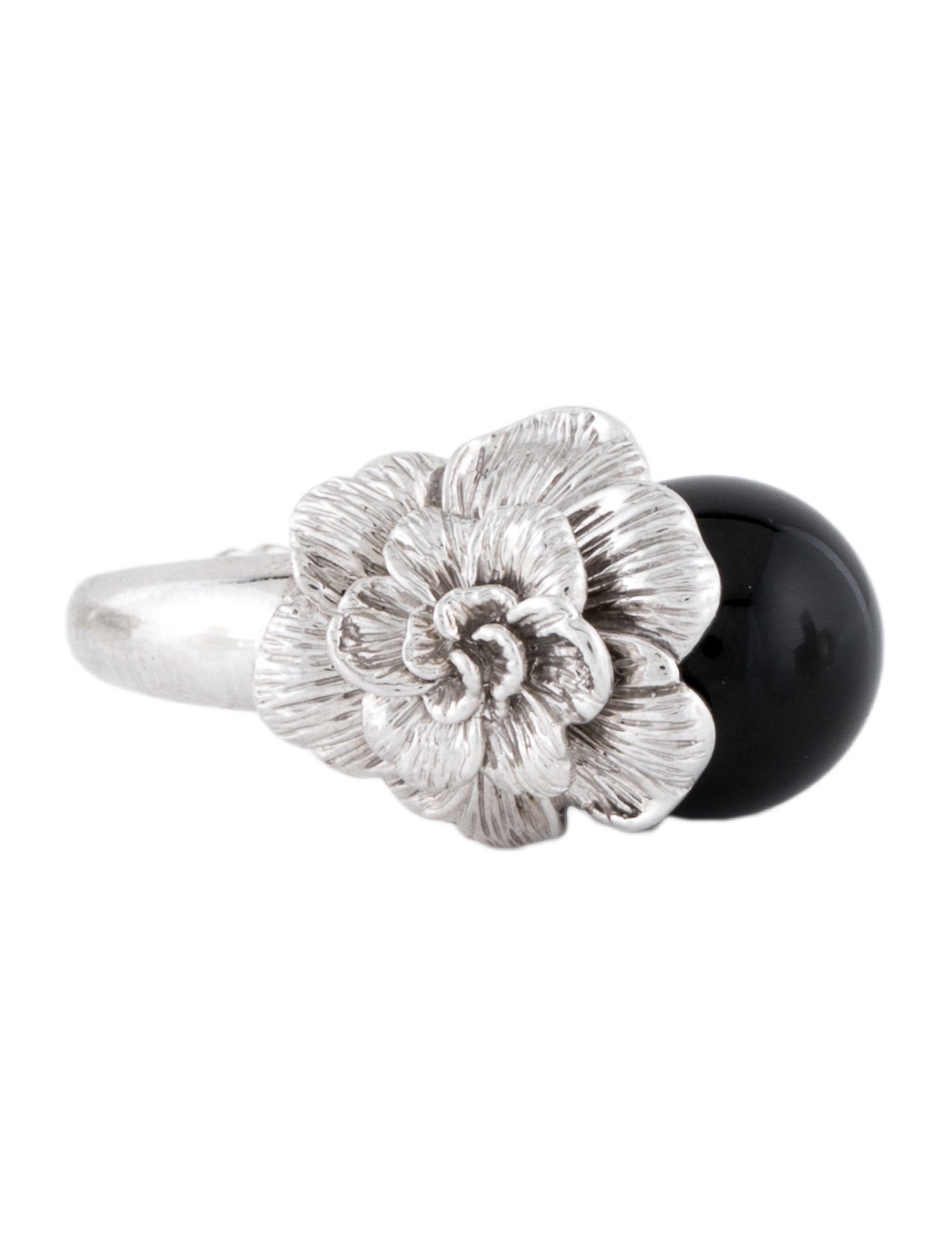 Carrera y Carrera 18K Onyx & Diamond Gardenia Cocktail Ring
