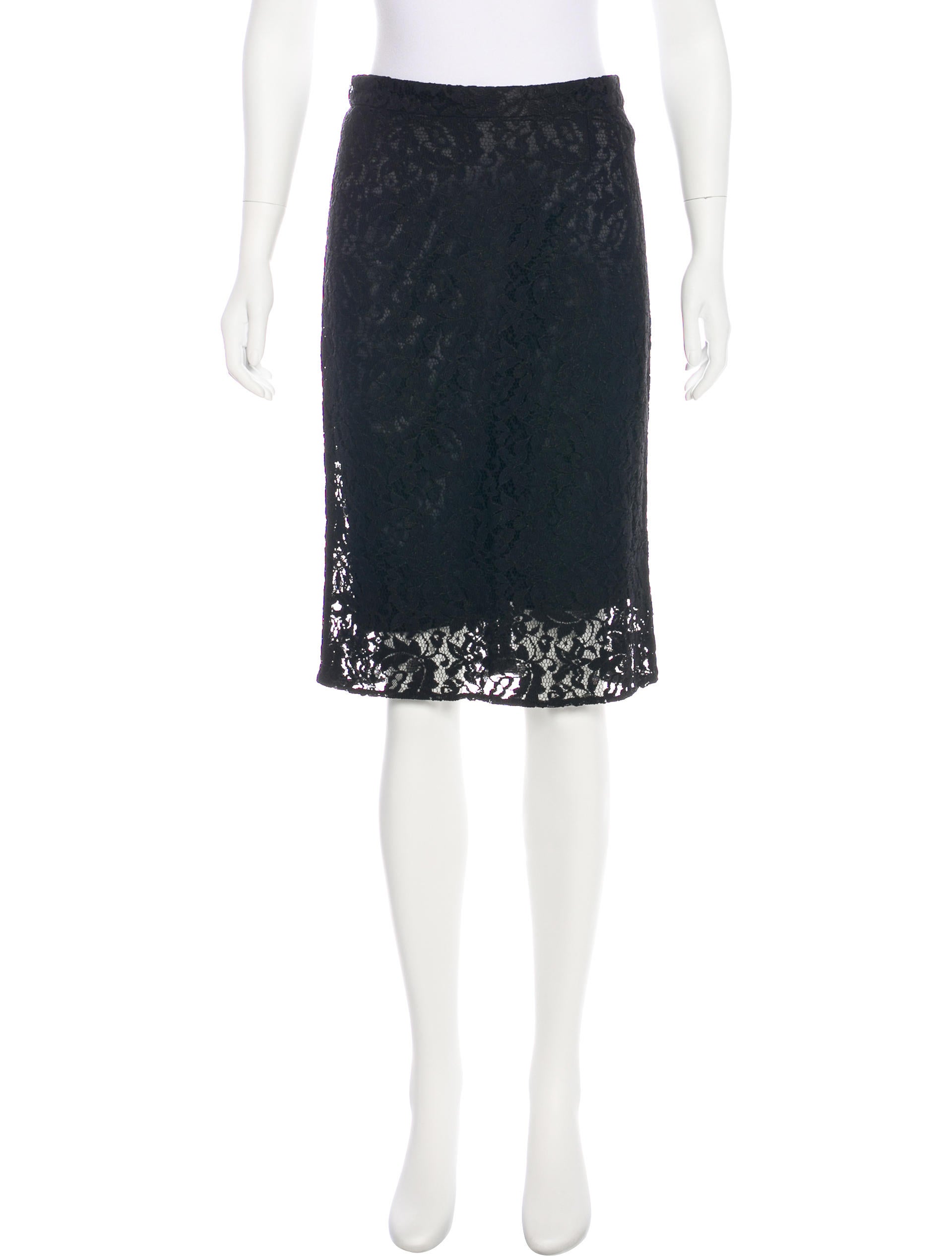 Dolce & Gabbana Lace Knee-Length Skirt