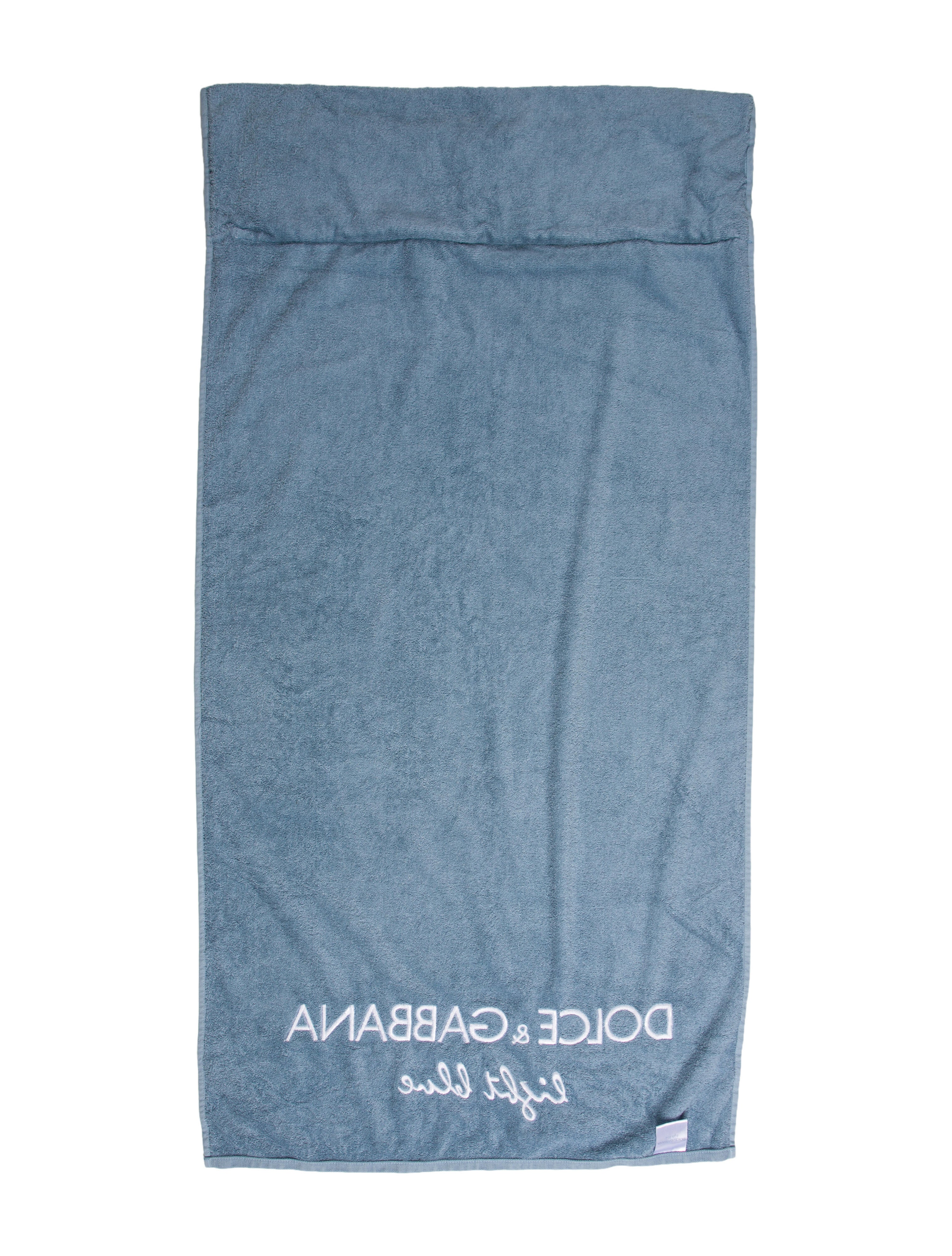 【送料&関税込】Dolce & Gabbana Garofani Beach Towel Luxury beach towels for men and women | Dolce&Gabbana®