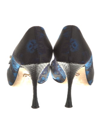 Dolce & Gabbana Canvas Floral Print Pumps