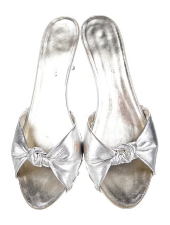 Dolce & Gabbana Leather Slides