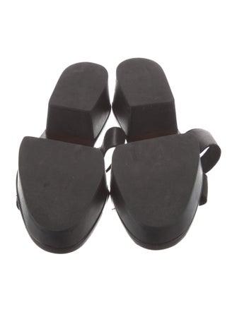 Dolce & Gabbana Leather Slides